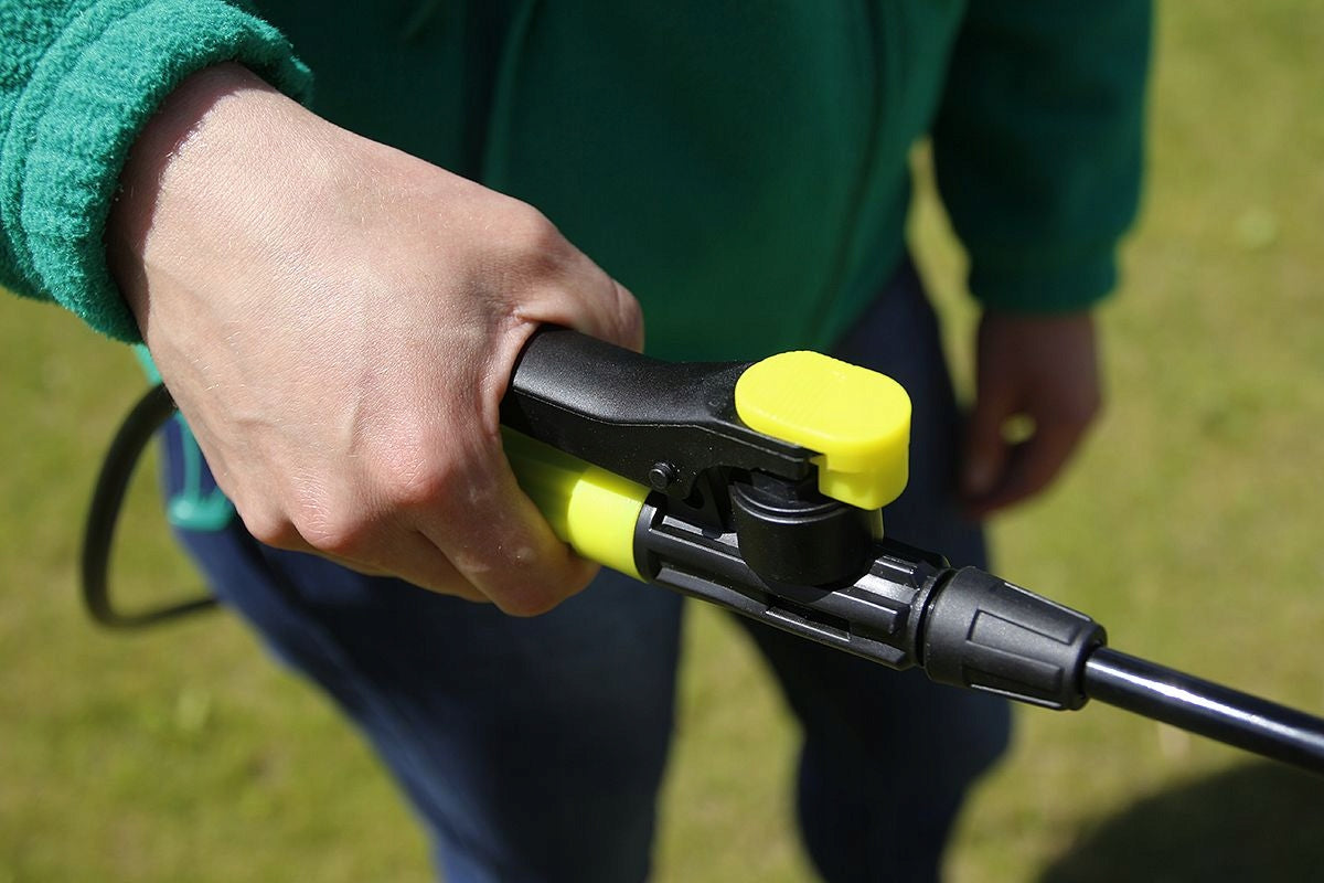 Ergonomische Bradas Rückenspritze 16 Liter für Garten und Landwirtschaft